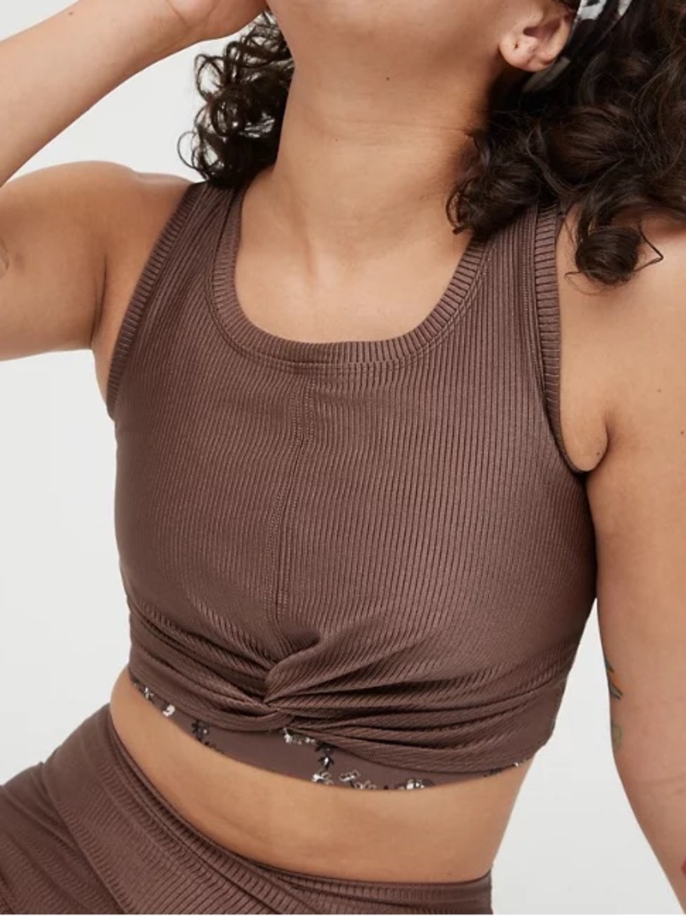 Aerie Offline Ribbed Shine Twist Front Sports Bra Size Medium